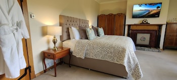 luxury bed and breakfast at bossington hall in exmoor somerset