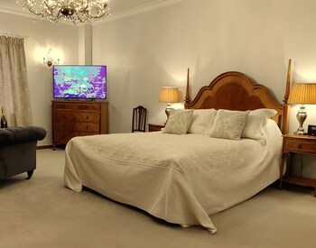 luxury bed and breakfast at bossington hall in exmoor somerset