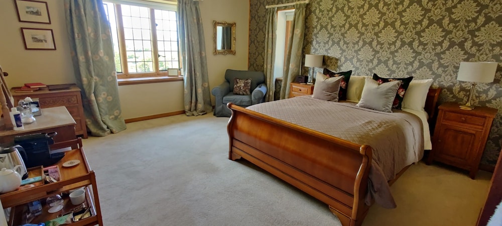 luxury bed and breakfast at bossington hall in exmoor somerset