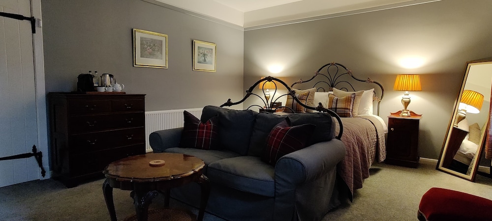 luxury bed and breakfast at bossington hall in exmoor somerset