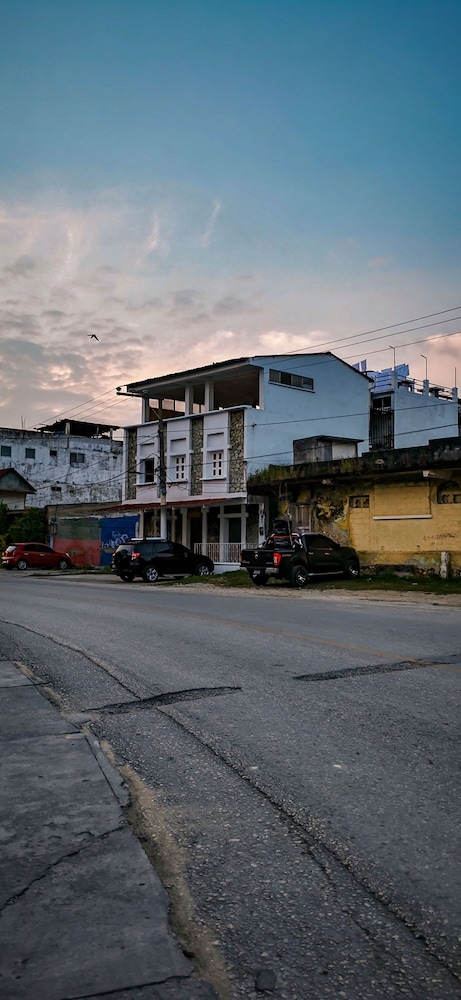 natz hotel