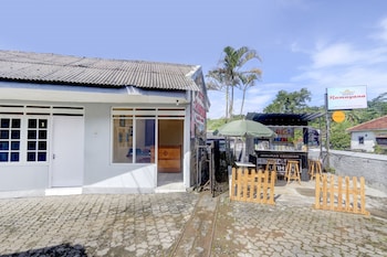 spot on 90156 hotel ramayana