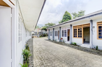 spot on 90156 hotel ramayana