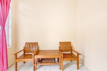 spot on 90156 hotel ramayana