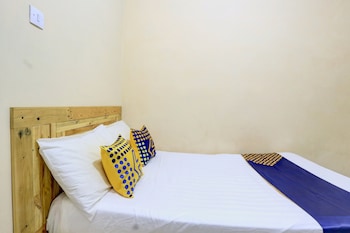 spot on 90156 hotel ramayana