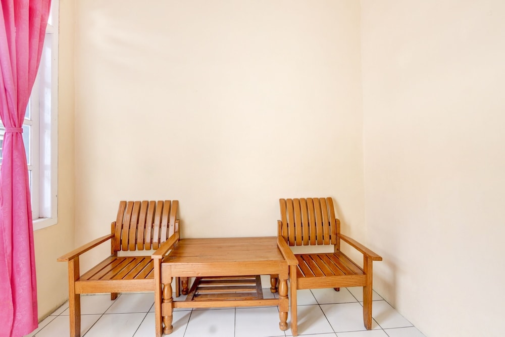 spot on 90156 hotel ramayana