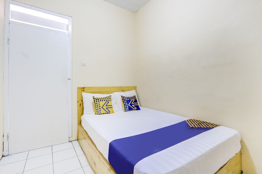 spot on 90156 hotel ramayana