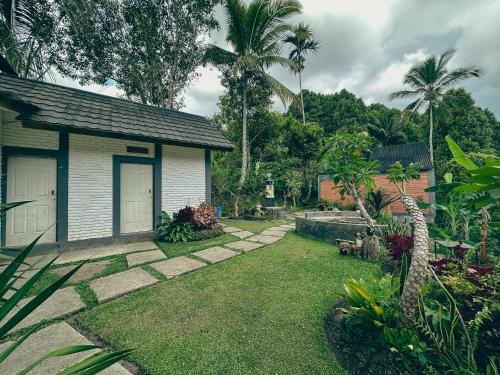 moondock luxury camp