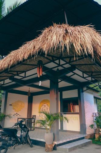 moondock luxury camp