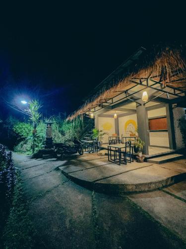 moondock luxury camp