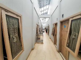 reddoorz near jalan kolonel haji burlian palembang