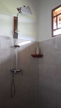 green coconut cottage