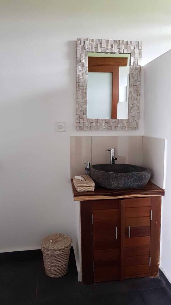 green coconut cottage