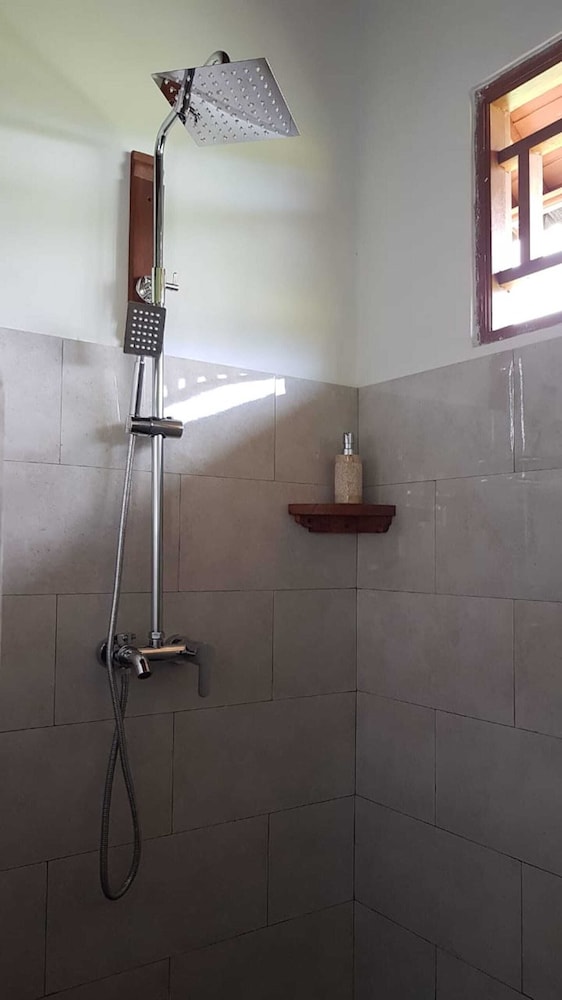 green coconut cottage