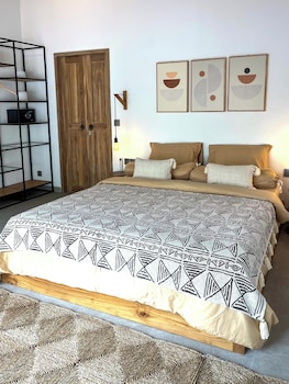 villa manouch lembongan