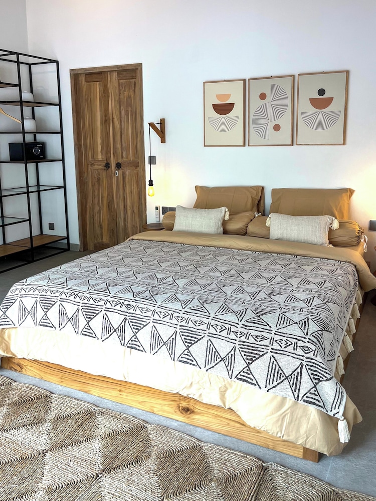 villa manouch lembongan