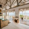 villa manouch lembongan