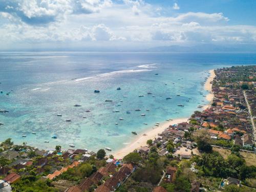 villa manouch lembongan