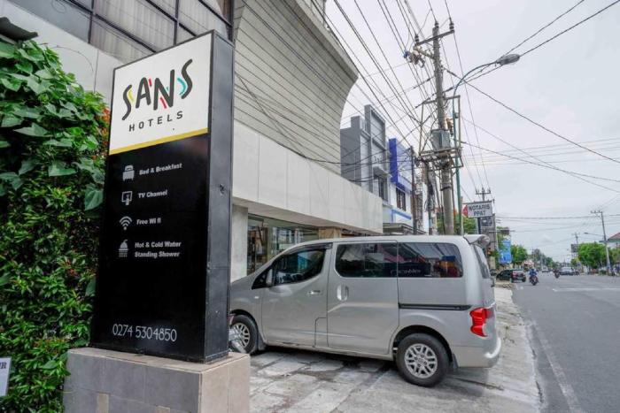 sans hotel ekkon yogyakarta by reddoorz