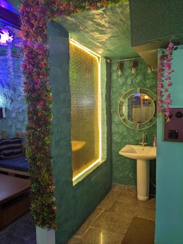 hotel the cube stay