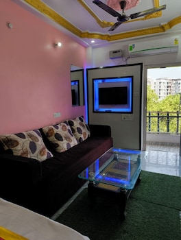 Hotel Dream,,2 star