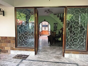 ronglyang homestay