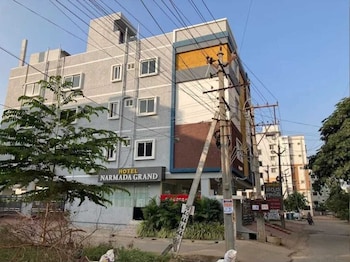 hotel narmada grand