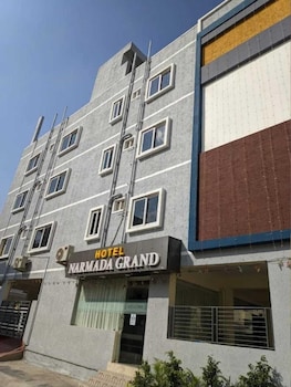 hotel narmada grand