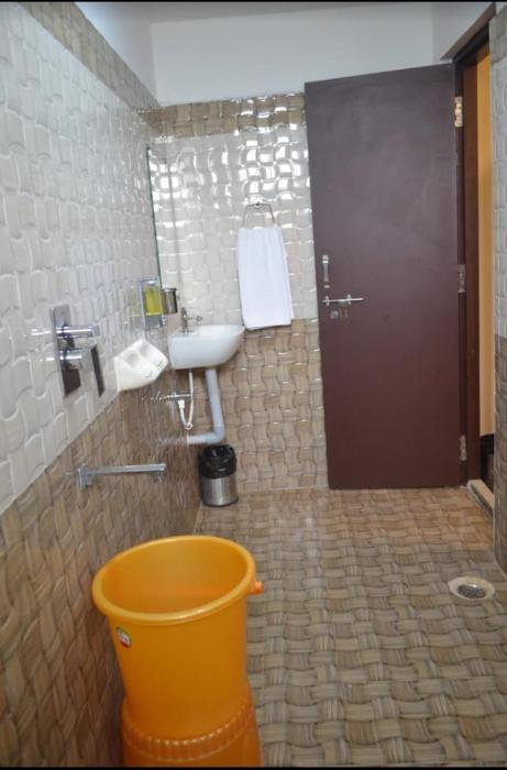 hotel narmada grand