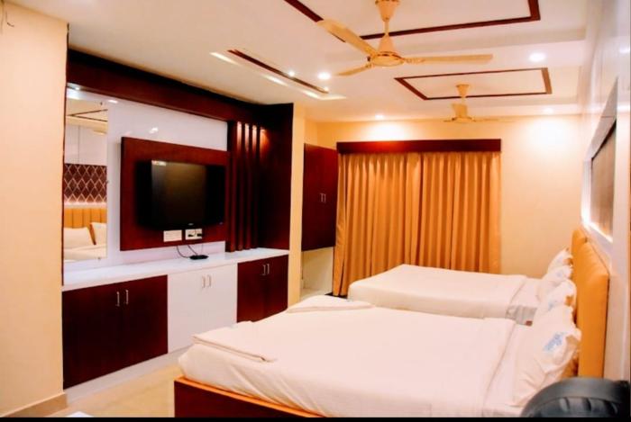 hotel narmada grand