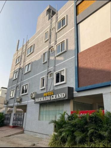 hotel narmada grand