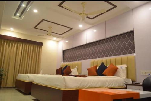 hotel narmada grand