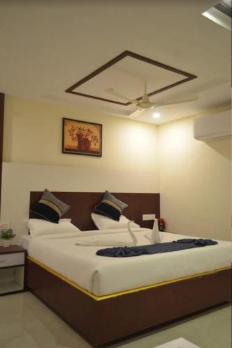 hotel narmada grand