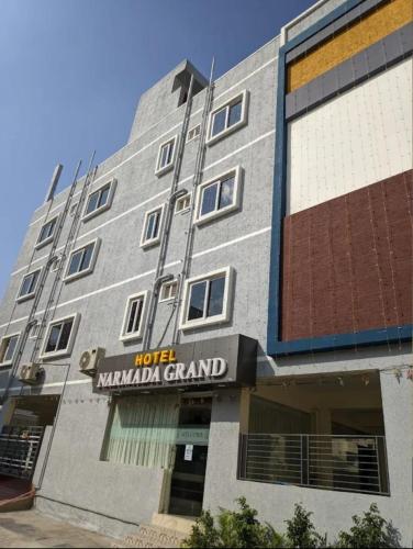 hotel narmada grand
