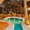 Singing Tree By Nirvana Hotels,Vagator>>Goa,4 star