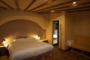 cottages by the creek