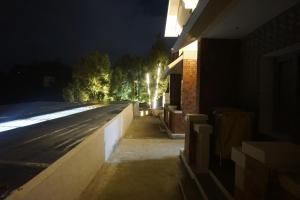 cottages by the creek