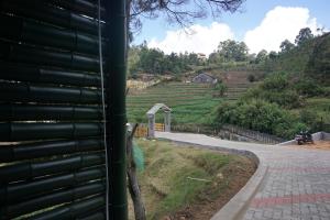 cottages by the creek