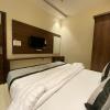 hotel blossom inn