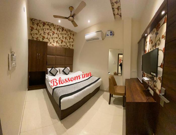 hotel blossom inn