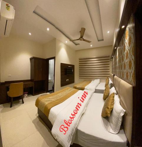hotel blossom inn