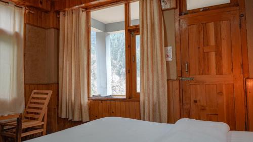 the forest pinnacle and cafe sojha