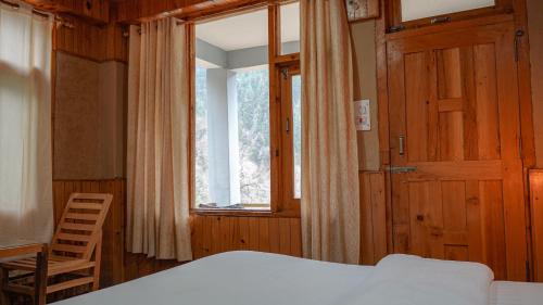 the forest pinnacle and cafe sojha