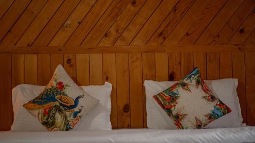 the forest pinnacle and cafe sojha