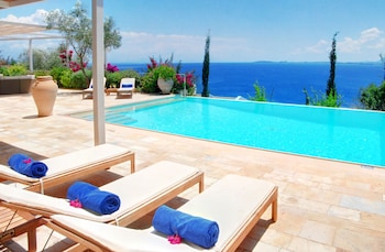 corfu luxury villas