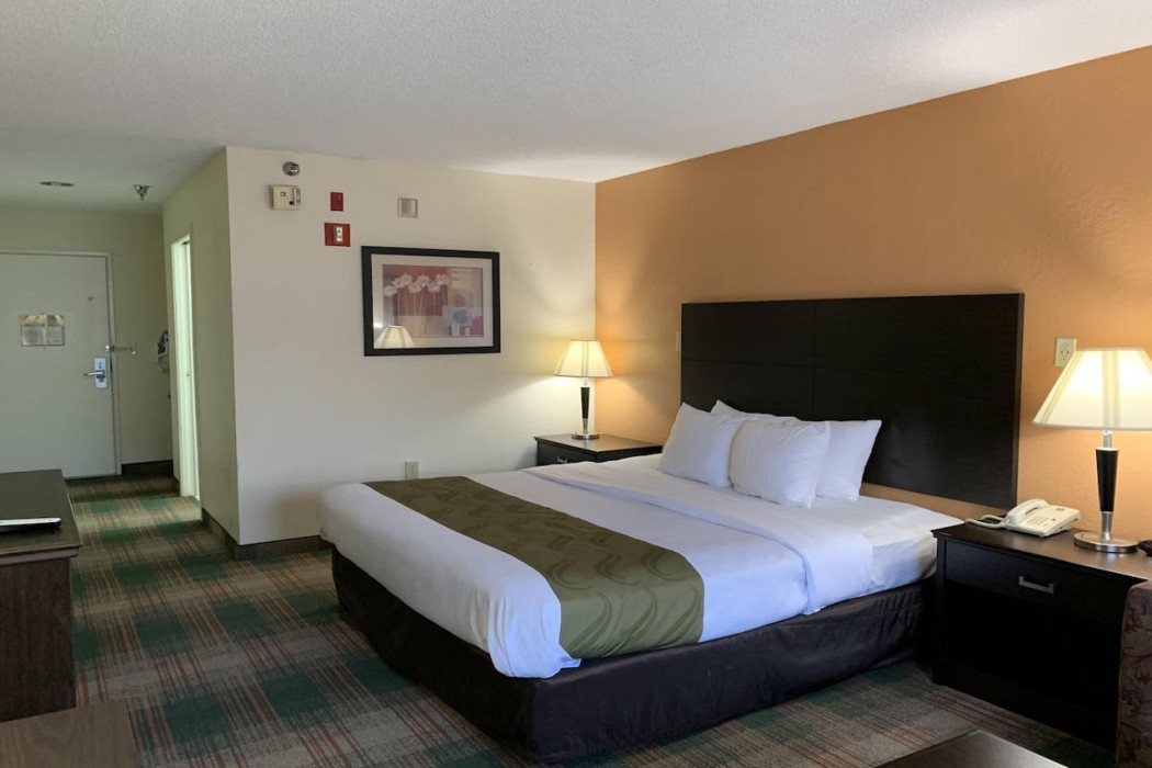 quality inn and suites montgomery east carmichael rd