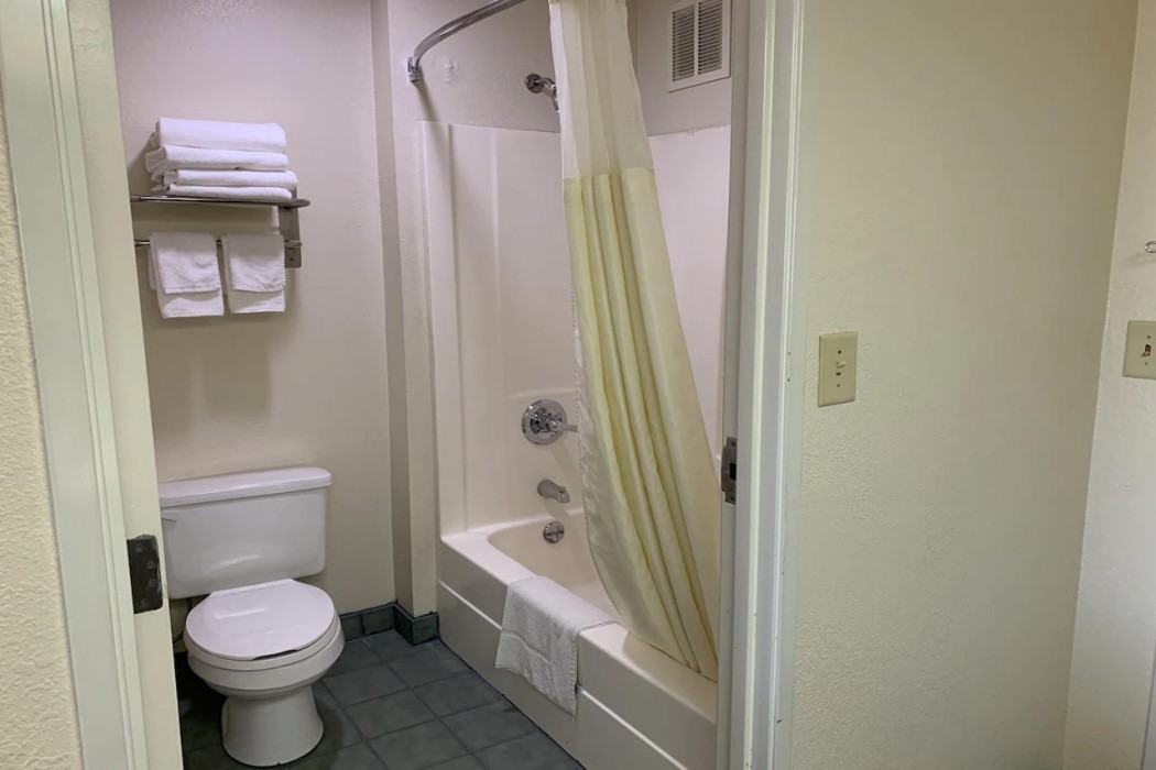 quality inn and suites montgomery east carmichael rd
