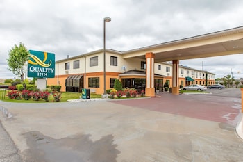 quality inn and suites montgomery east carmichael rd