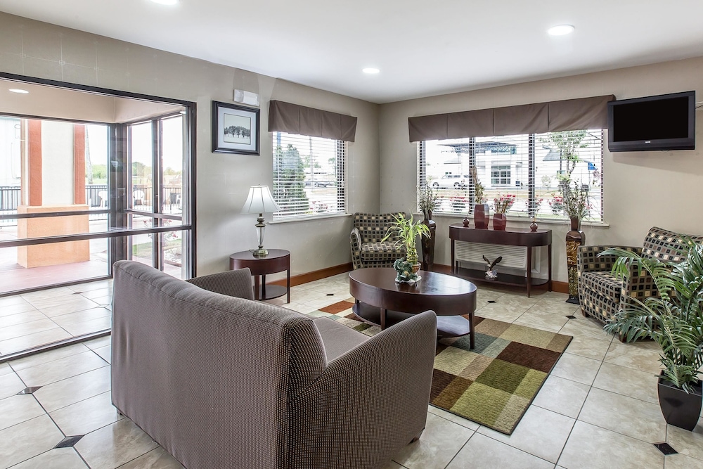 quality inn and suites montgomery east carmichael rd