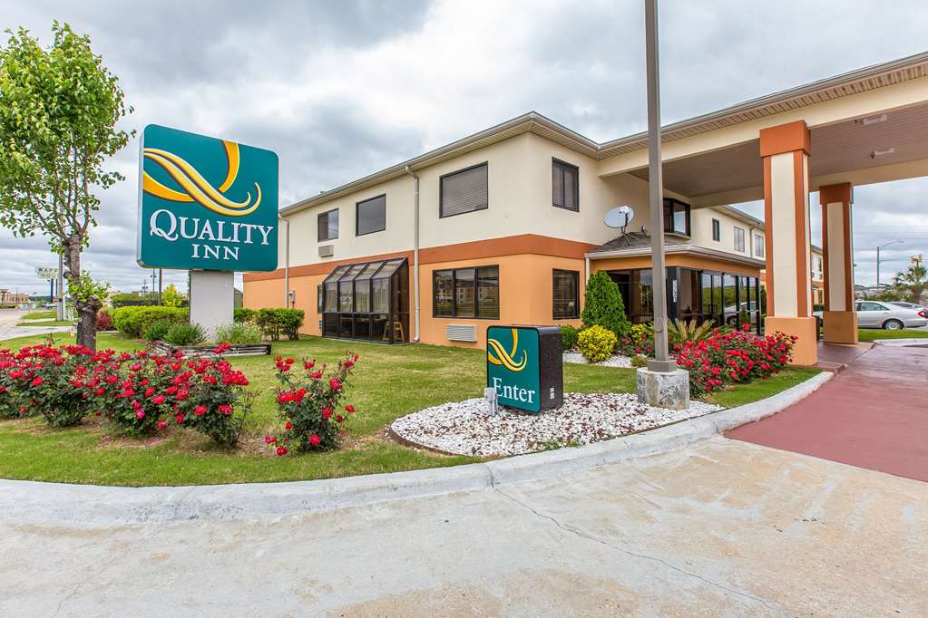 quality inn and suites montgomery east carmichael rd
